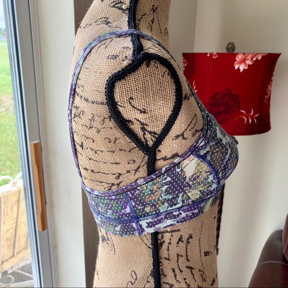 Lululemon Straight Up Bra Floral White Sports Bra - Picture 3 of 7